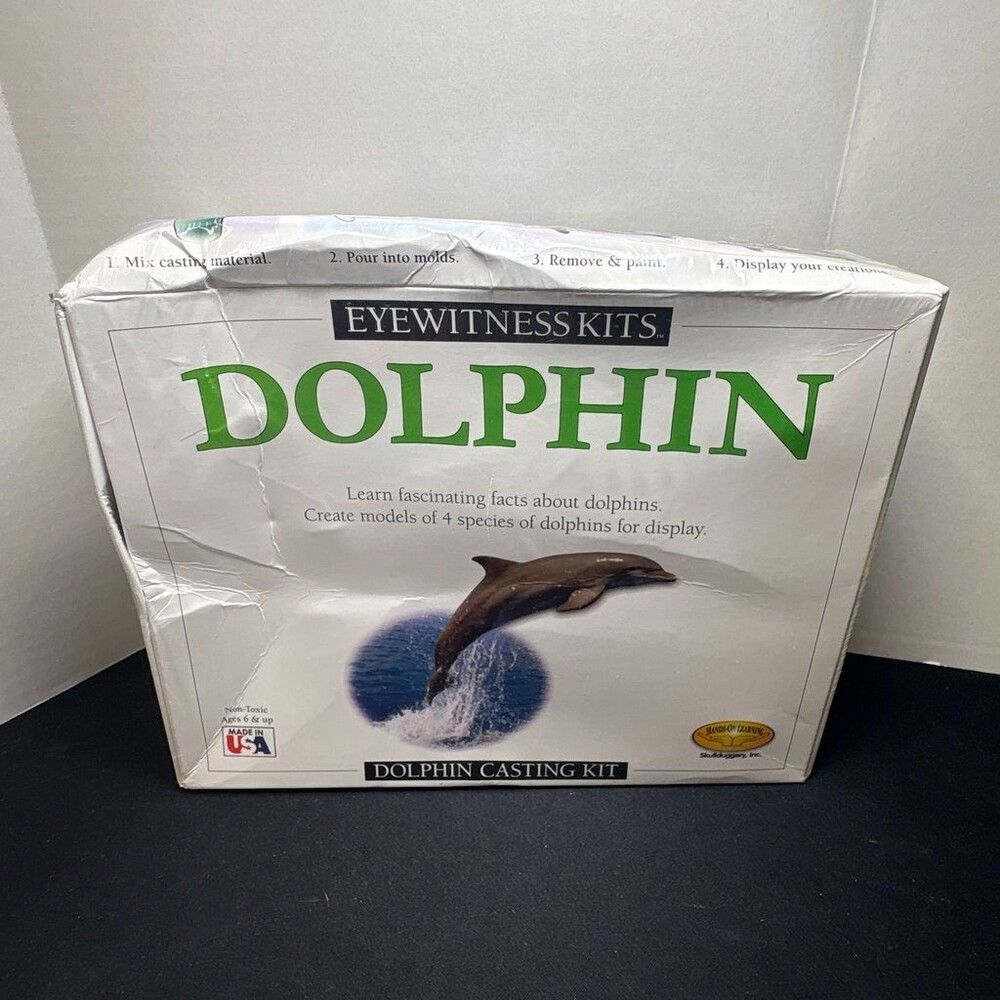 Eyewitness Kits Dolphin Casting Skullduggery Educational Mold Figure